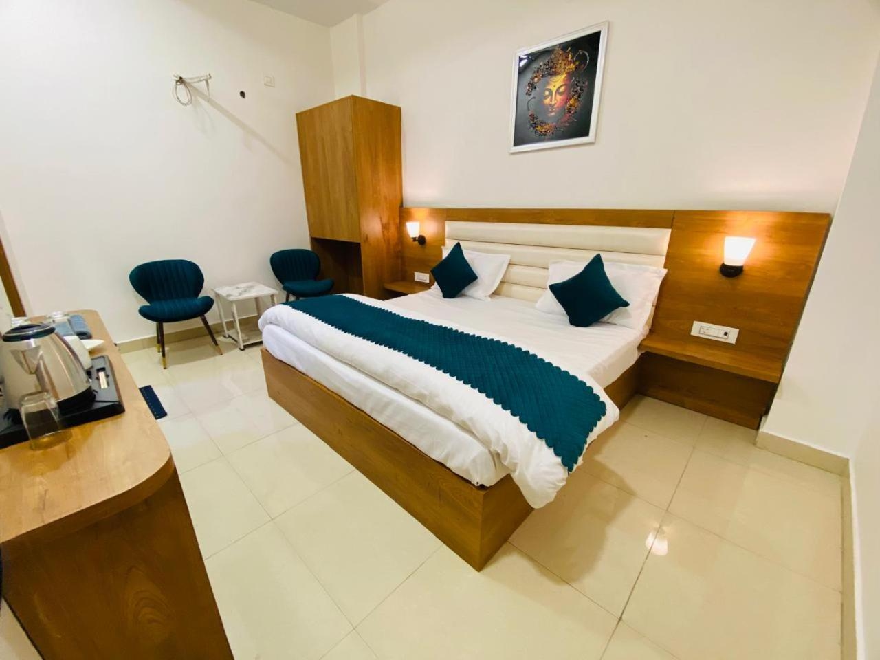 Ry Luxuries Amritsar